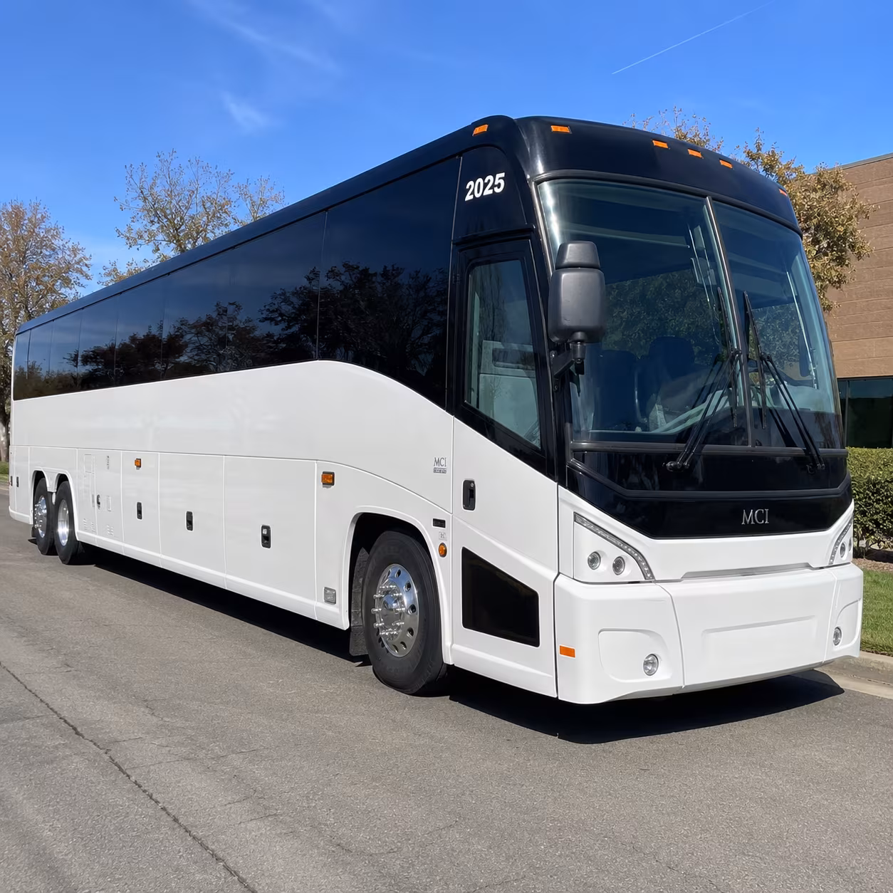 arena concerts at footprint center and arizona financial theatre are easy with a bus